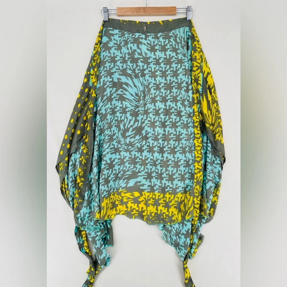 Kariza vibrant wrap